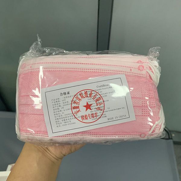 dhl disposable face masks non-woven mouth masks pm2.5 anti pollution anti-dust protective safety pink blue 
dhl disposable face masks non-woven mouth masks pm2.5 anti pollution anti-dust protective safety pink blue