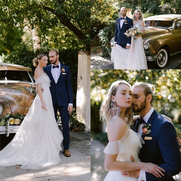 noble spaghetti aline with long tulle train wedding dresses vestido de noiva bridal gowns custom made, White
noble spaghetti aline with long tulle train wedding dresses vestido de noiva bridal gowns custom made, White