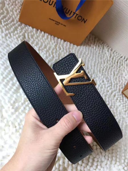 2019 real leather male and female designer belt, flat buckle fashion leisure designer belt, wholesale delivery for male and femalee, Black;brown
2019 real leather male and female designer belt, flat buckle fashion leisure designer belt, wholesale delivery for male and femalee, Black;brown
