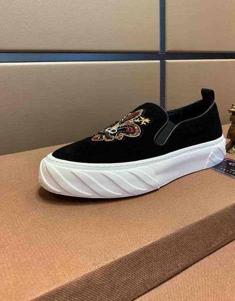 fashion zapatillas hombre skateboard shoes men sneaker casual shoes luxury designer low leather ace bee shoe walking sports trainers, Black
fashion zapatillas hombre skateboard shoes men sneaker casual shoes luxury designer low leather ace bee shoe walking sports trainers, Black
