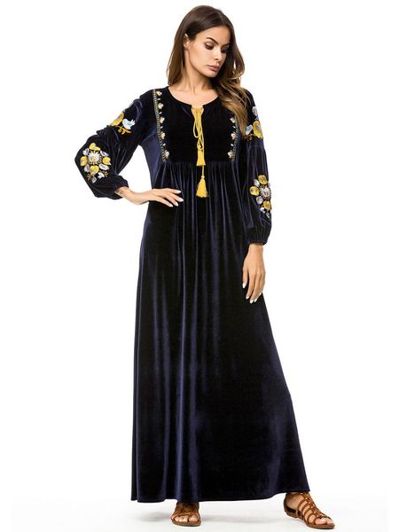 elegant embroidery velvet abaya muslim maxi dress high waist long robes kimono loose ramadan middle east arab islamic clothing, Black;gray
elegant embroidery velvet abaya muslim maxi dress high waist long robes kimono loose ramadan middle east arab islamic clothing, Black;gray