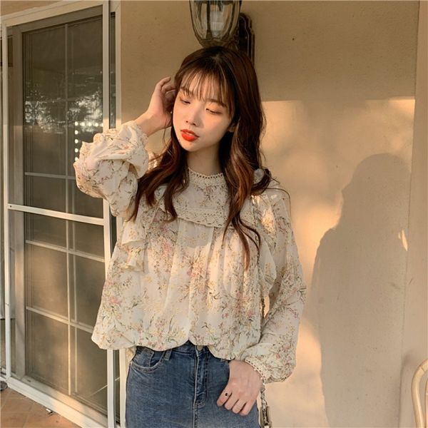 neck 2020 fairy round sleeve embroidery and hollow small summer loose long shirt chiffon fresh new female student qoeng, Black
neck 2020 fairy round sleeve embroidery and hollow small summer loose long shirt chiffon fresh new female student qoeng, Black