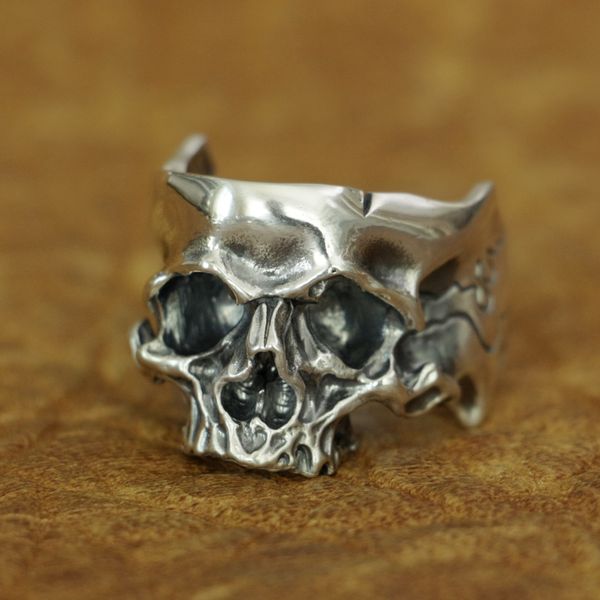 wholesale- silver head open twisted skull ring mens biker punk ring ta186 us size 7 to 15, Golden;silver
wholesale- silver head open twisted skull ring mens biker punk ring ta186 us size 7 to 15, Golden;silver
