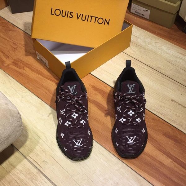 the same style with high-end luxury men's leisure sports hiking shoes fashion design brand platform lace men's shoes vintage patte
the same style with high-end luxury men's leisure sports hiking shoes fashion design brand platform lace men's shoes vintage patte