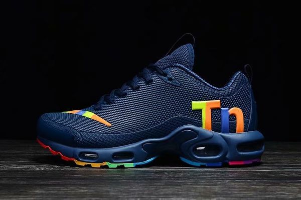 tn tuned plus kpu mercurial men's high-end atmospheric leather-coated rubber sole comfortable outdoor leisure sports shoes size 40-46
tn tuned plus kpu mercurial men's high-end atmospheric leather-coated rubber sole comfortable outdoor leisure sports shoes size 40-46