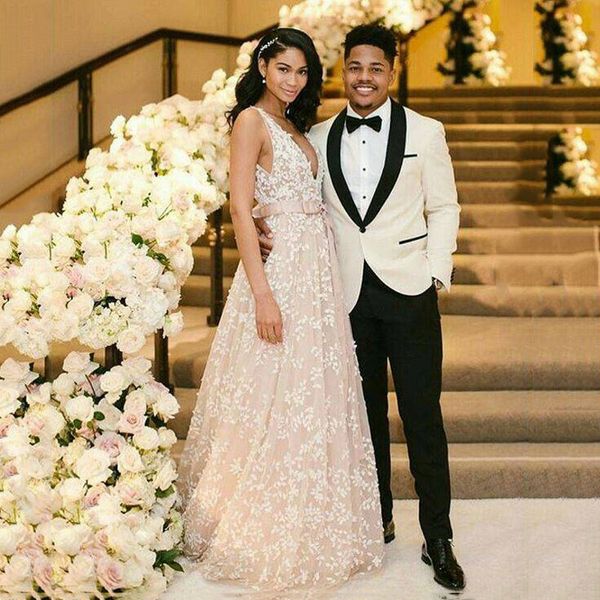 ivory groom tuxedos men suits for wedding pants prom party man blazers blue costume homme slim fit terno masculino 2 piece, White;black
ivory groom tuxedos men suits for wedding pants prom party man blazers blue costume homme slim fit terno masculino 2 piece, White;black