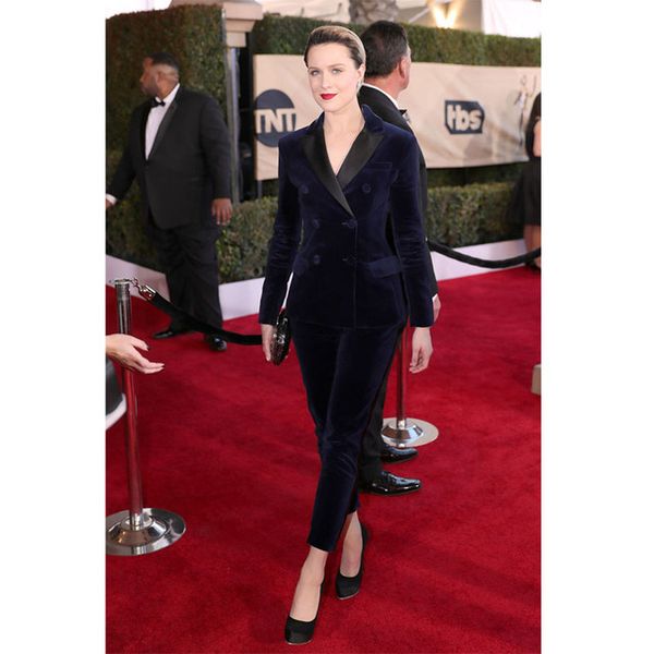 new velevt custom made women pants suits business suits double breasted 2 pieces stets female trouser ladies pant, White;black 
new velevt custom made women pants suits business suits double breasted 2 pieces stets female trouser ladies pant, White;black