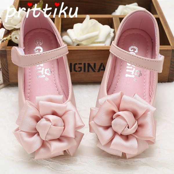 spring 2018 baby toddler girl princess flats little kid pu leather silk flower mary jane children pink fashion party dress shoes, Black;grey
spring 2018 baby toddler girl princess flats little kid pu leather silk flower mary jane children pink fashion party dress shoes, Black;grey
