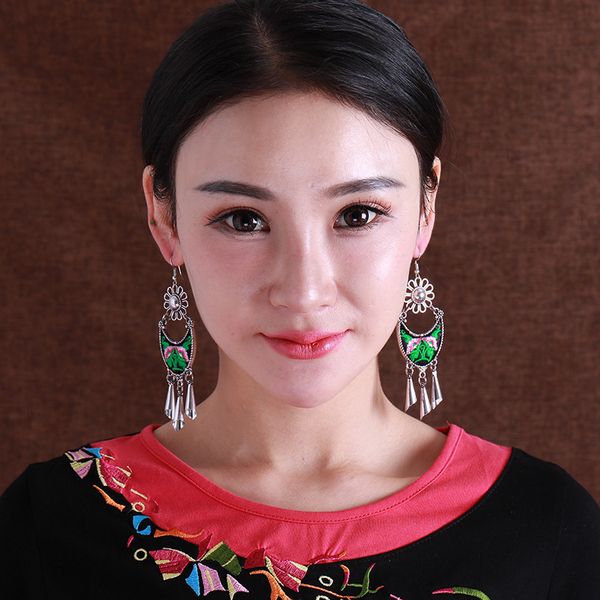 ethnic tribal original long tassel women's earrings retro miao silver flower embroidery pendant female jewelry jhumka wholesale
ethnic tribal original long tassel women's earrings retro miao silver flower embroidery pendant female jewelry jhumka wholesale
