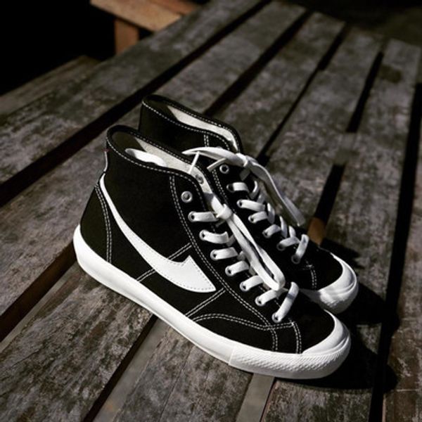 new men women shoes unveils new triple s casual shoe man woman boot sneaker mixed colors thick heel grandpa shoes, Black
new men women shoes unveils new triple s casual shoe man woman boot sneaker mixed colors thick heel grandpa shoes, Black