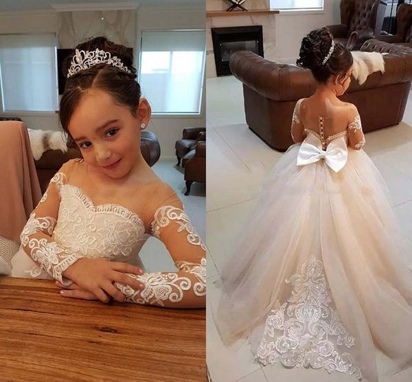 illusion long sleeves flower girl dresses for wedding country cute big bow lace applique princess girls pageant dress toddler formal dress, White;blue
illusion long sleeves flower girl dresses for wedding country cute big bow lace applique princess girls pageant dress toddler formal dress, White;blue
