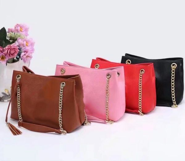 designer women handbag luxury lady large capacity bags fashion chain brand women bags tassel oversize bag/6
designer women handbag luxury lady large capacity bags fashion chain brand women bags tassel oversize bag/6