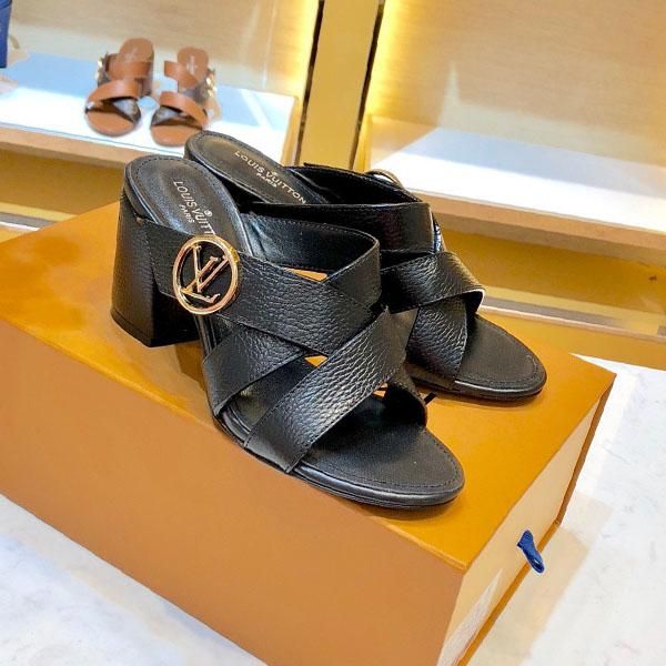 luxury fashion women shoes with sandals genuine leather leisure flip flops non-slip summer classic heels slipper for woman, Black
luxury fashion women shoes with sandals genuine leather leisure flip flops non-slip summer classic heels slipper for woman, Black
