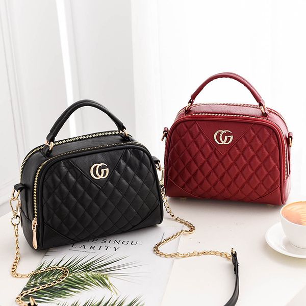 autumn woman package small square package handbag single shoulder package oblique satchel
autumn woman package small square package handbag single shoulder package oblique satchel