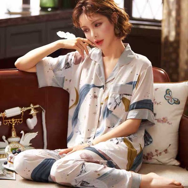 summer new ladies pajamas set comfort loose cotton home-wear stars printed women laarge size sleepwear cardigan+pants 2pcs set, Black;red
summer new ladies pajamas set comfort loose cotton home-wear stars printed women laarge size sleepwear cardigan+pants 2pcs set, Black;red