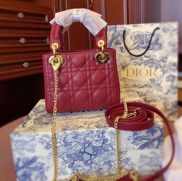 2020 wholesale luxury designer lady handag brand women designer shoulder bag with strap fashion designer crossbody bag d01 zx 20030902w
2020 wholesale luxury designer lady handag brand women designer shoulder bag with strap fashion designer crossbody bag d01 zx 20030902w