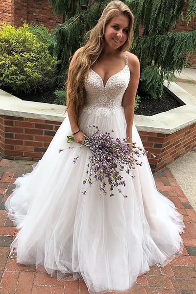 charming plus size beaded wedding dresses spaghetti straps v neck appliqued bridal gowns a line sweep train tulle robe de mariée, White
charming plus size beaded wedding dresses spaghetti straps v neck appliqued bridal gowns a line sweep train tulle robe de mariée, White