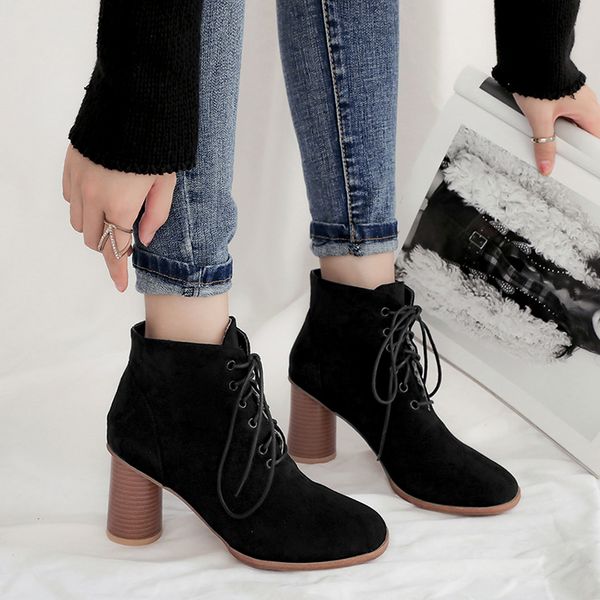 fashion ankle boots black white boots women casual high heels short lace up suede large size 33- 43 zapatos mujer
fashion ankle boots black white boots women casual high heels short lace up suede large size 33- 43 zapatos mujer