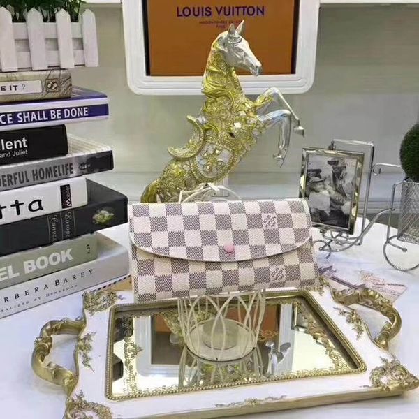 Carteiras wudiantainxia888
Carteiras wudiantainxia888