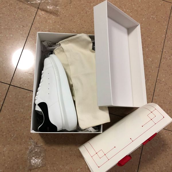2020ss designer men's shoes fashion luxury women's shoes men's leather lace-up thick bottom super outsole sneakers white blac, Black
2020ss designer men's shoes fashion luxury women's shoes men's leather lace-up thick bottom super outsole sneakers white blac, Black
