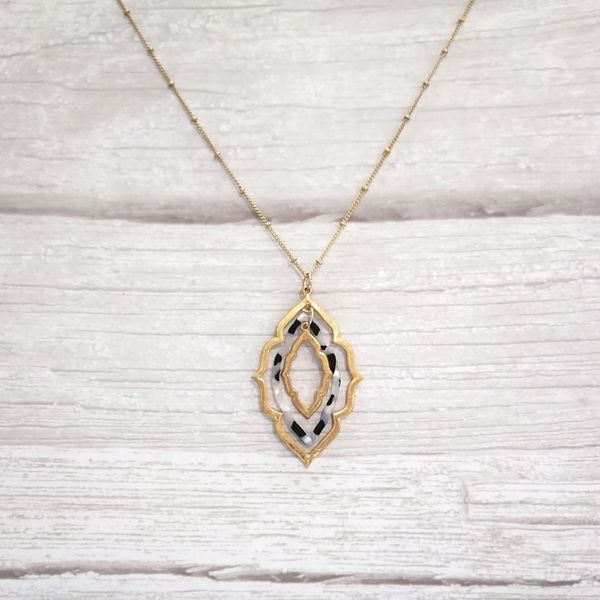 fall jewelry accessories tortoise shell triple layers floral pendant long necklace acetate acrylic quatrefoil watercolor necklaces for women, Silver
fall jewelry accessories tortoise shell triple layers floral pendant long necklace acetate acrylic quatrefoil watercolor necklaces for women, Silver