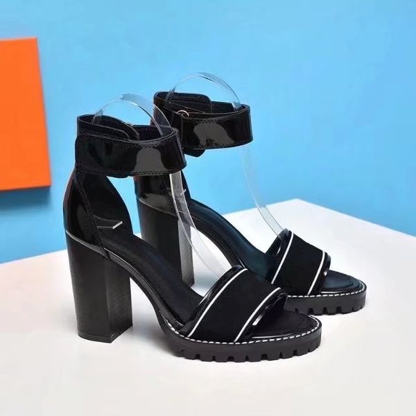 Hot Sale Woman Summer Chunky Heel Sandals Mixed Color Popular Summer Luxury Ladies Sandals Peep Toes Ankle Strap Chunky Heel Shoes
Hot Sale Woman Summer Chunky Heel Sandals Mixed Color Popular Summer Luxury Ladies Sandals Peep Toes Ankle Strap Chunky Heel Shoes