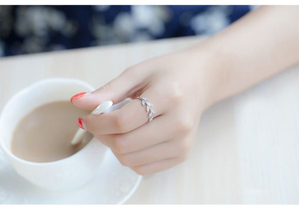 wholesale- with fresh and sweet personality feather branches leaves ring diamonds open ring tail ring wholesale, Silver
wholesale- with fresh and sweet personality feather branches leaves ring diamonds open ring tail ring wholesale, Silver