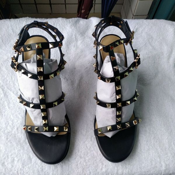 european classic luxury style women's slippers, sandals, rivets, decorative leather, high heel s, rubber bottom, more color, Black
european classic luxury style women's slippers, sandals, rivets, decorative leather, high heel s, rubber bottom, more color, Black