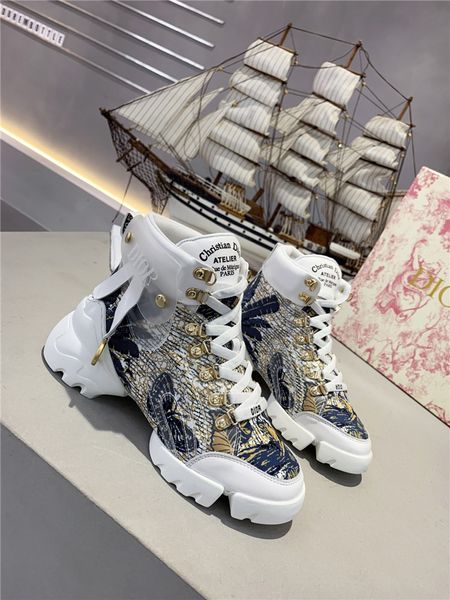 version female ankle boots women lace-up sneakers platform women luxury casual shoes outdoor jogging shoes xl 35-41 a2, Black
version female ankle boots women lace-up sneakers platform women luxury casual shoes outdoor jogging shoes xl 35-41 a2, Black