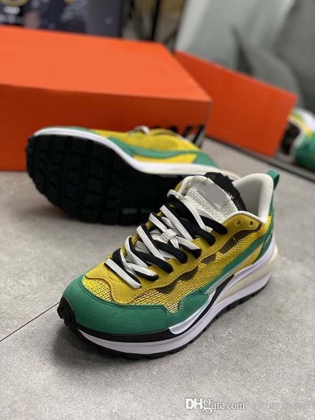 2020 authentic sacai pegasus vaporfly sp men running shoes string black villain red neptune green man sneakers with box
2020 authentic sacai pegasus vaporfly sp men running shoes string black villain red neptune green man sneakers with box