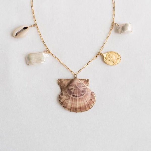 2019 set up necklace with fresh water baroque pearl natural scallop pendant personality design necklace newly listed, Silver
2019 set up necklace with fresh water baroque pearl natural scallop pendant personality design necklace newly listed, Silver