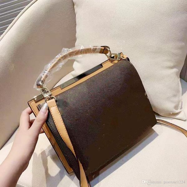 european and american designers design double-sided clamp bag, original large flower leather, ladies shoulder bag handbag obli
european and american designers design double-sided clamp bag, original large flower leather, ladies shoulder bag handbag obli