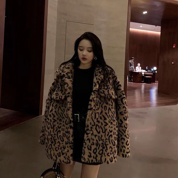 shearing sheep real fur winter coat korean wool jacket for women clothes 2020 manteau femme yy2009, Black
shearing sheep real fur winter coat korean wool jacket for women clothes 2020 manteau femme yy2009, Black