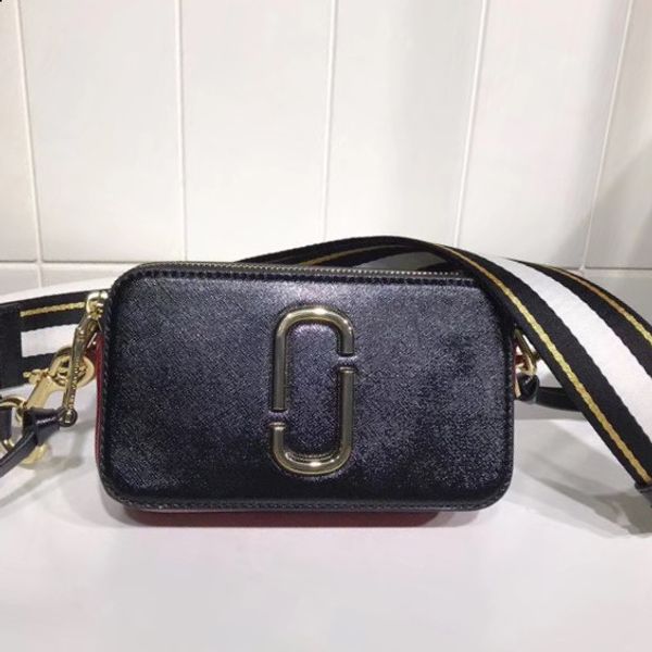 in the 2020 summer small beach bag girl woman luxury handbags women designer korean style camera shoulder bolsa feminina bolsos mujer bag
in the 2020 summer small beach bag girl woman luxury handbags women designer korean style camera shoulder bolsa feminina bolsos mujer bag