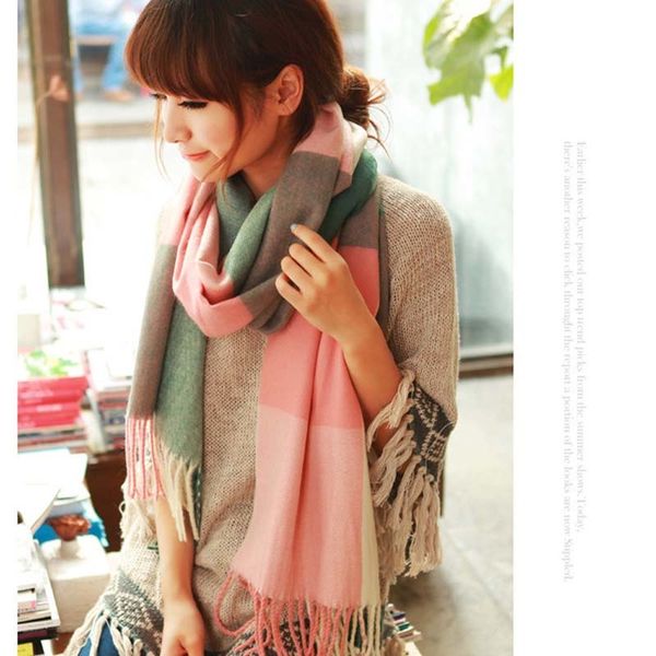 2018 classical plaid warm autumn winter wool scarf women shawl cashmere scarfs for female lady wide lattices long wrap blanket
2018 classical plaid warm autumn winter wool scarf women shawl cashmere scarfs for female lady wide lattices long wrap blanket