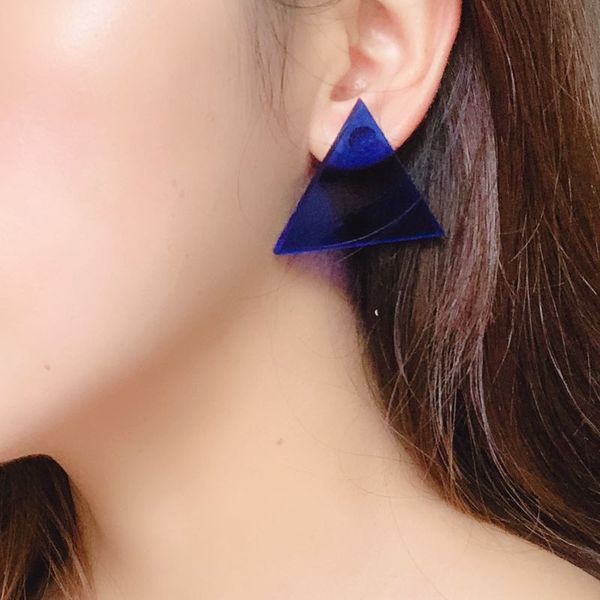 transparent triangle earrings for women acrylic geometric fashion jewelry gift, Golden;silver
transparent triangle earrings for women acrylic geometric fashion jewelry gift, Golden;silver