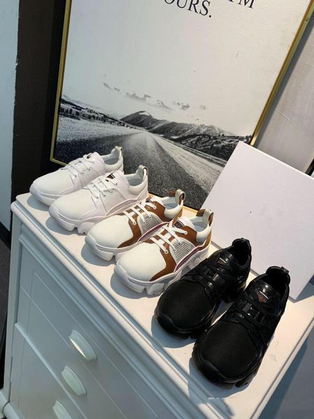 low cut leather flat designers black white red luxury fashion designer women shoesmen womens casual sneakers
low cut leather flat designers black white red luxury fashion designer women shoesmen womens casual sneakers