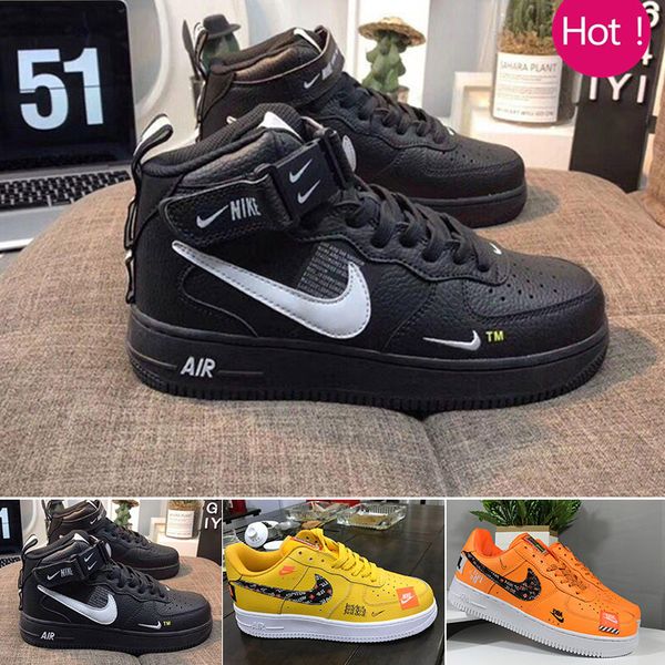 brand 1 utility classic black white dunk men women casual shoes red one sports skateboarding high low cut wheat trainers off sneakers h5hh
brand 1 utility classic black white dunk men women casual shoes red one sports skateboarding high low cut wheat trainers off sneakers h5hh
