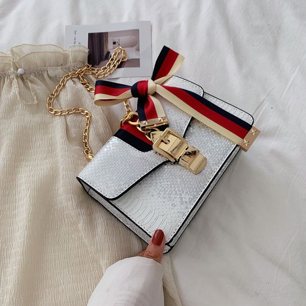 designer women's bag 2020 fashionable shoulder scarf luxury chain bag all-match women's handbag crocodile pu crossbody
designer women's bag 2020 fashionable shoulder scarf luxury chain bag all-match women's handbag crocodile pu crossbody