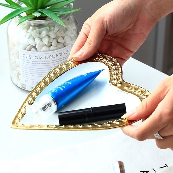 nordic chic ceramic storage tray heart tableware plate dish decoration gift 1pcs candy trinket dish jewelry fruit tray bowls
nordic chic ceramic storage tray heart tableware plate dish decoration gift 1pcs candy trinket dish jewelry fruit tray bowls