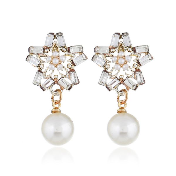 fashionable diamond-inlaid female earrings korean version exquisite flower pearl japanese and korean star original earrings, Golden
fashionable diamond-inlaid female earrings korean version exquisite flower pearl japanese and korean star original earrings, Golden