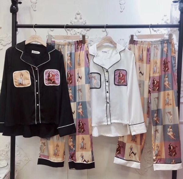 2019 new spring autumn women's manga printing silk pajamas home wear ladies long sleeved pants set sleepwear leisure nightwear, Black;red
2019 new spring autumn women's manga printing silk pajamas home wear ladies long sleeved pants set sleepwear leisure nightwear, Black;red