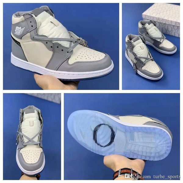 2020 Новый AJ 1 High OG Jumpman 1S Дизайнер кроссовки Luxury Mens женщин Баскетбол обувь воздуха Тренеры AH7389-101 Спорт с коробкой
2020 Новый AJ 1 High OG Jumpman 1S Дизайнер кроссовки Luxury Mens женщин Баскетбол обувь воздуха Тренеры AH7389-101 Спорт с коробкой