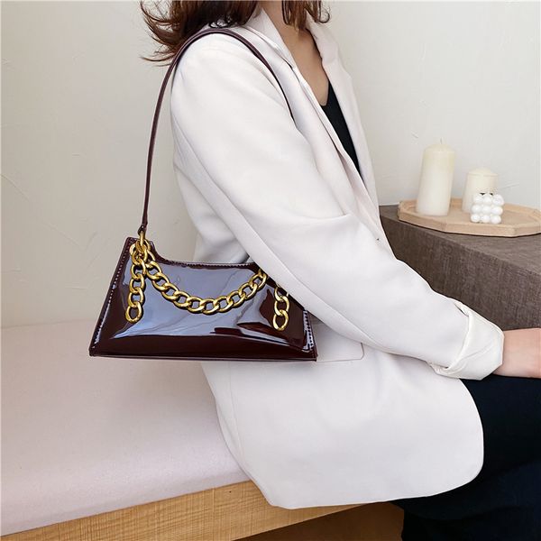 2020 new women chain handbag pu vintage bright leather single chain shoulder package bag fashion women messenger crossbody bag
2020 new women chain handbag pu vintage bright leather single chain shoulder package bag fashion women messenger crossbody bag