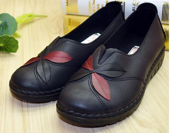 2019 women's shoes in spring and autumn with new style flat bottom round head anti-skid soft bottom mother's shoes @op239, Black
2019 women's shoes in spring and autumn with new style flat bottom round head anti-skid soft bottom mother's shoes @op239, Black