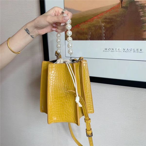 pearl аллигатор кожа crossbody сумка женских сумки женской малая дама рука слинг tote плечо сумка
pearl аллигатор кожа crossbody сумка женских сумки женской малая дама рука слинг tote плечо сумка