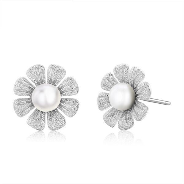 simple and stylish 100% s925 sterling silver stud earrings women's fashion jewelry pearl flower earrings accessories, Golden;silver
simple and stylish 100% s925 sterling silver stud earrings women's fashion jewelry pearl flower earrings accessories, Golden;silver