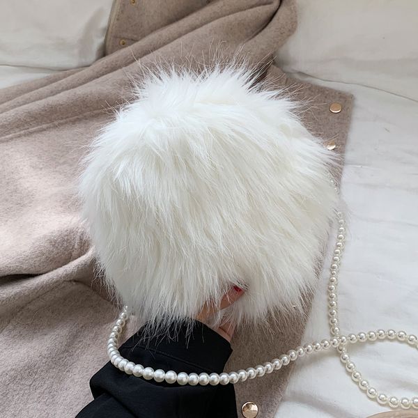 sweet girl round plush bag 2019 autumn fashion new quality soft women's designer handbag pearl chain shoulder messenger bag
sweet girl round plush bag 2019 autumn fashion new quality soft women's designer handbag pearl chain shoulder messenger bag