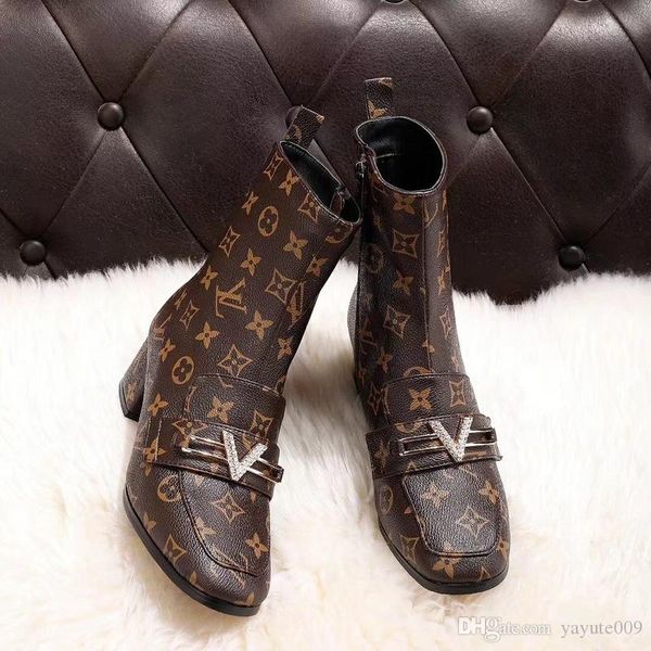 a4 women luxury design boots leather ankle boot chunky heel martin shoes print leather platform desert lace-up boot 5cm 2 colors with b, Black
a4 women luxury design boots leather ankle boot chunky heel martin shoes print leather platform desert lace-up boot 5cm 2 colors with b, Black