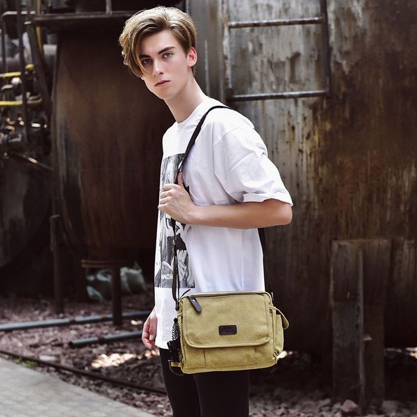 2020 new canvas simple fashion shoulder bag outdoor korean leisure sports crossbody bag handbags
2020 new canvas simple fashion shoulder bag outdoor korean leisure sports crossbody bag handbags